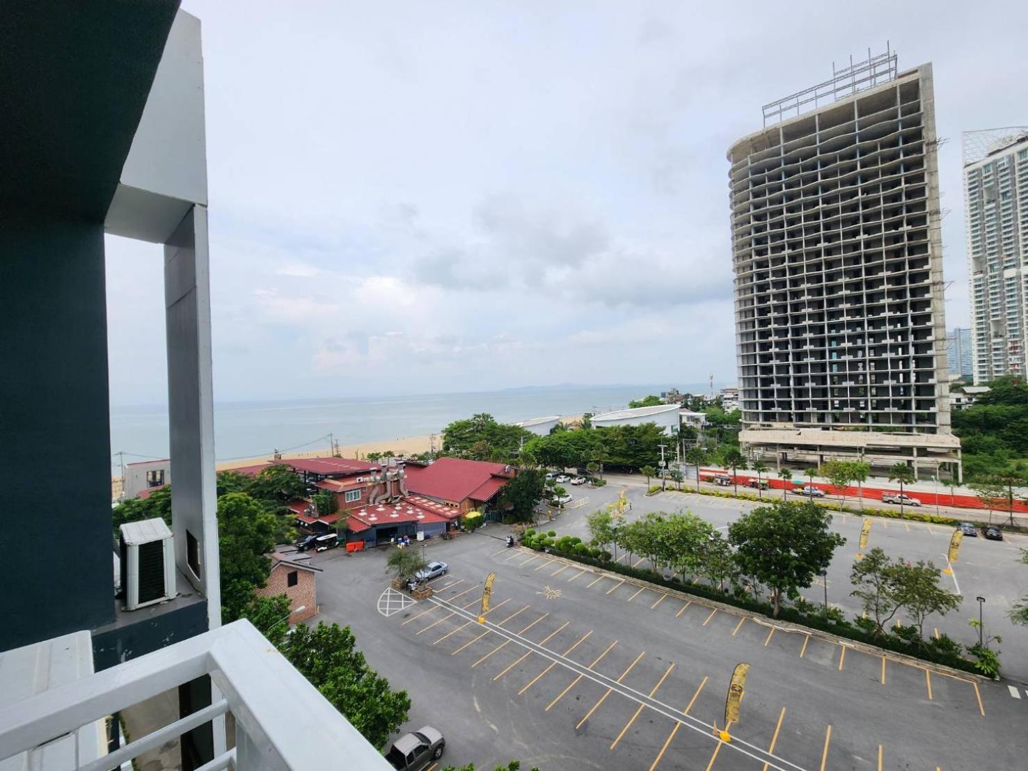 D@Sea Hotel Jomtien Beach Exteriör bild